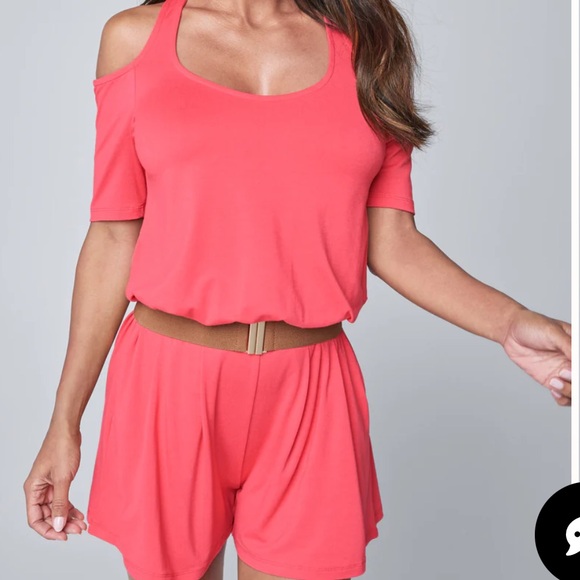 🌟 Venus brand size medium romper - Picture 1 of 7